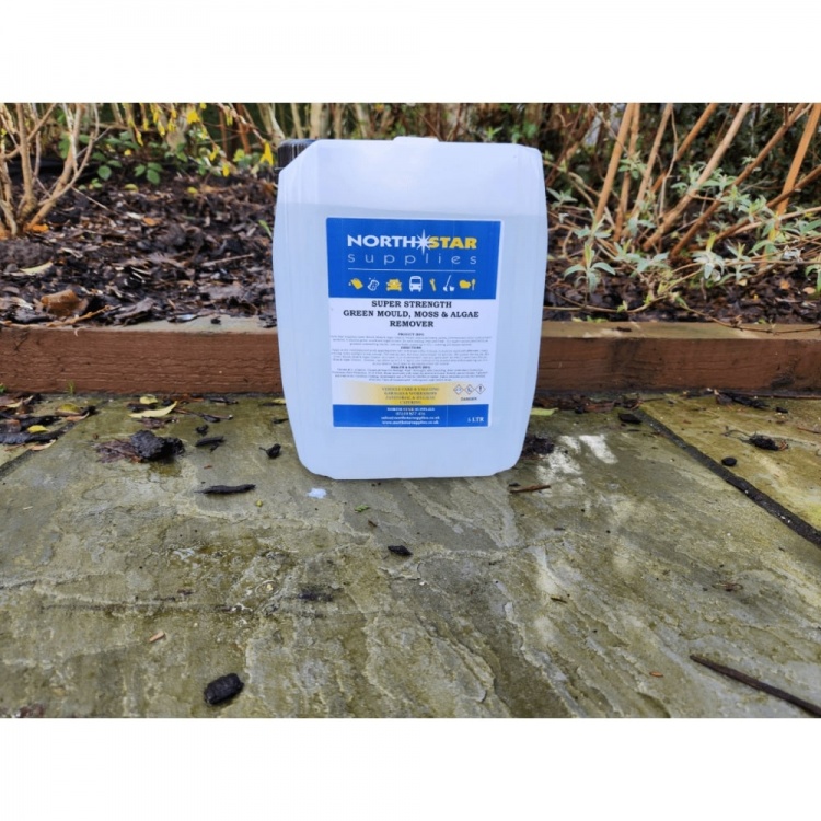 Super-Strength Green Mould, Moss & Algae Remover for Patio, Fencing & Decking - North Star Supplies